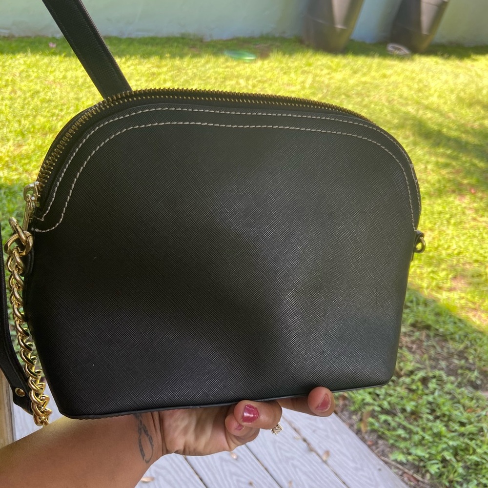 Purses - Picture 2 of 2